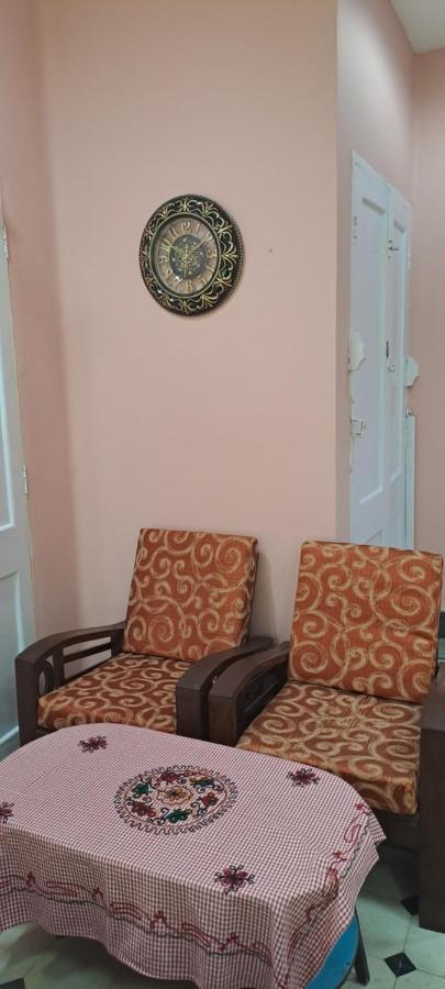 A Home Away From Home Kolkata Bagian luar foto