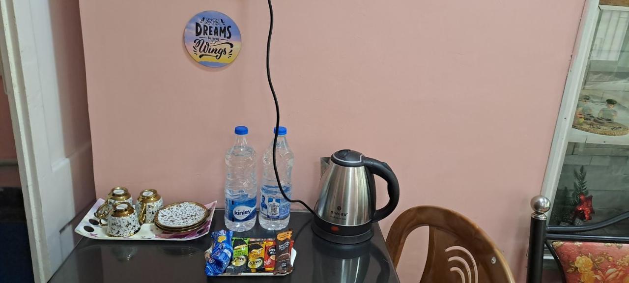 A Home Away From Home Kolkata Bagian luar foto
